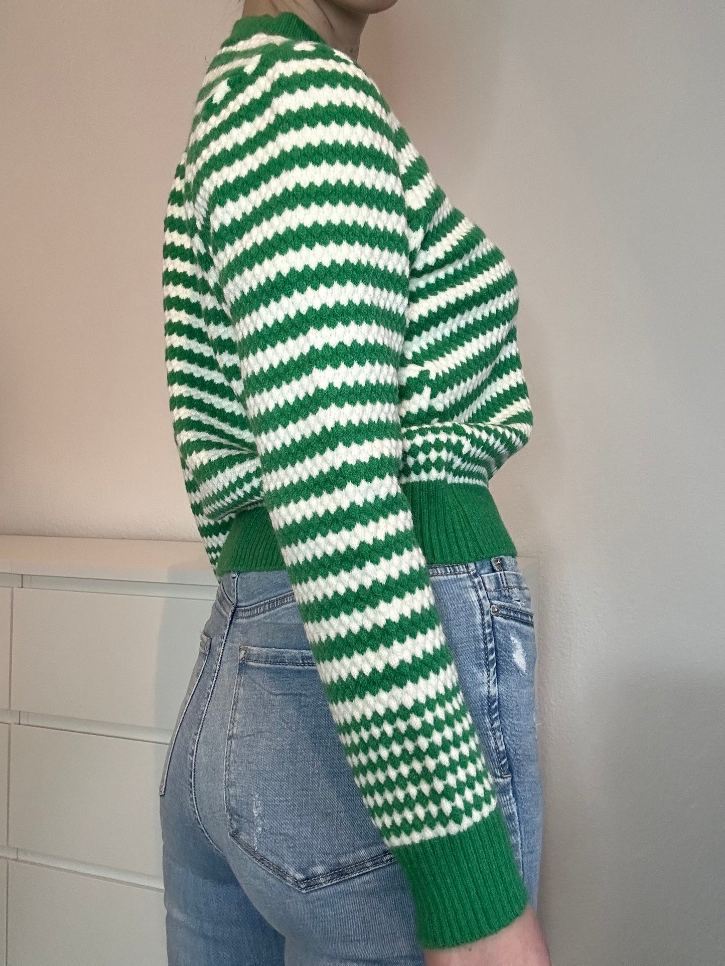 STRICKJACKE JOLINA GRÜN GESTREIFT