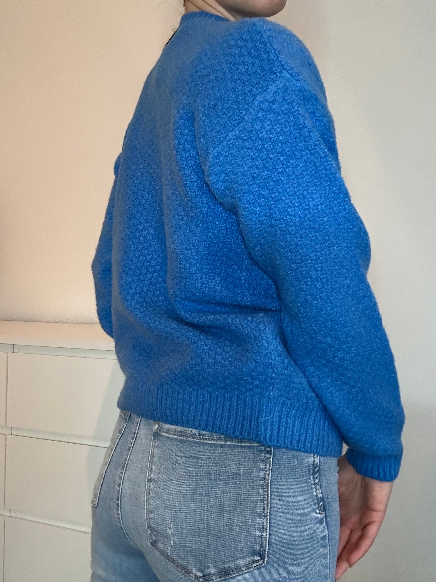 STRICKJACKE MARY BLAU